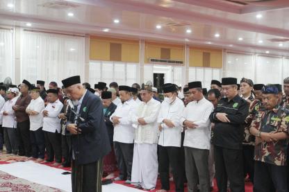 Gubernur Bersama Ulama di Sumut Doakan Korban Gempa Jabar *Siapkan Bantuan Bertahap Berupa Benda dan Tenaga